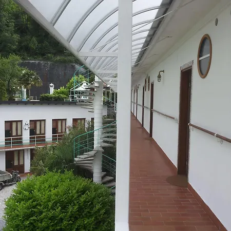 Nautilus Hotel