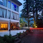 Nautilus Hotel