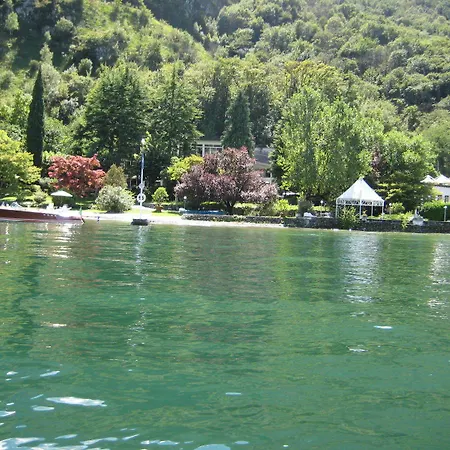 Ξενοδοχείο Nautilus 3*