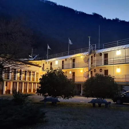 Nautilus Hotel