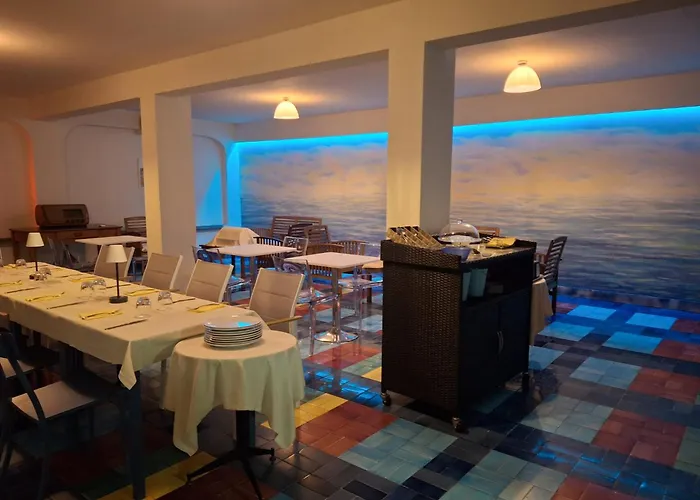 Nautilus Hotel